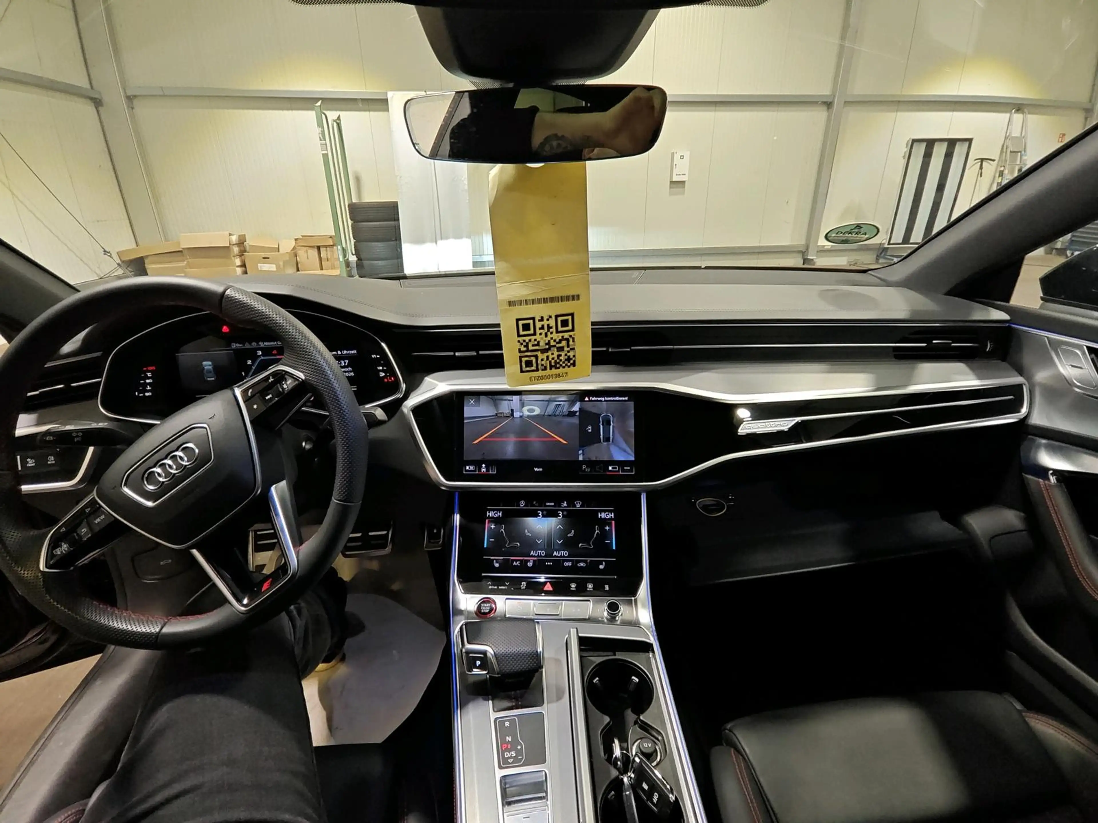 Audi S7 SPORTBACK TDi BLACK LSR/ACC/HuD/PANO/S-SITZE — photo 12