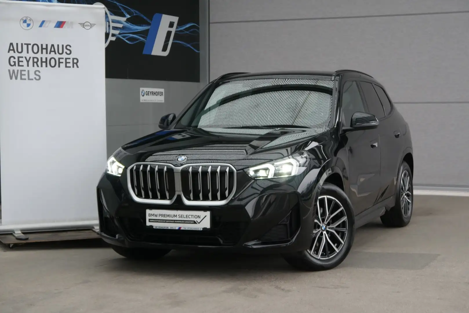 BMW X1 xDrive20d *Repair Incl./M-Paket/ACC/DA-Plus* Schwarz - 2