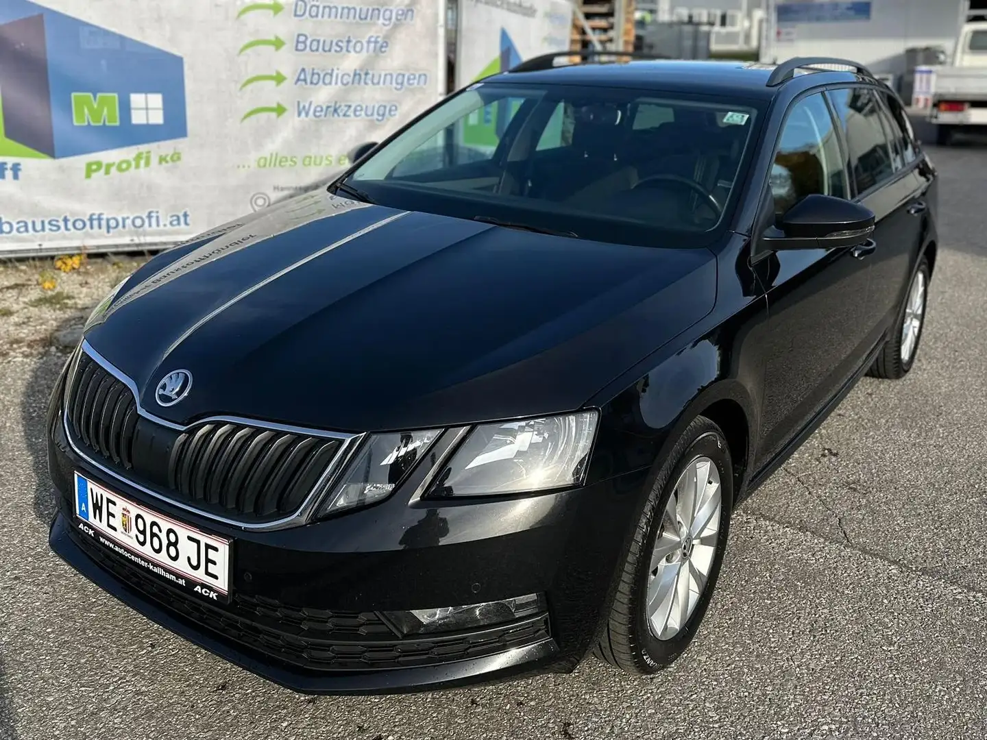 Skoda Octavia Octavia Combi 1,6 TDI Active Active Schwarz - 1