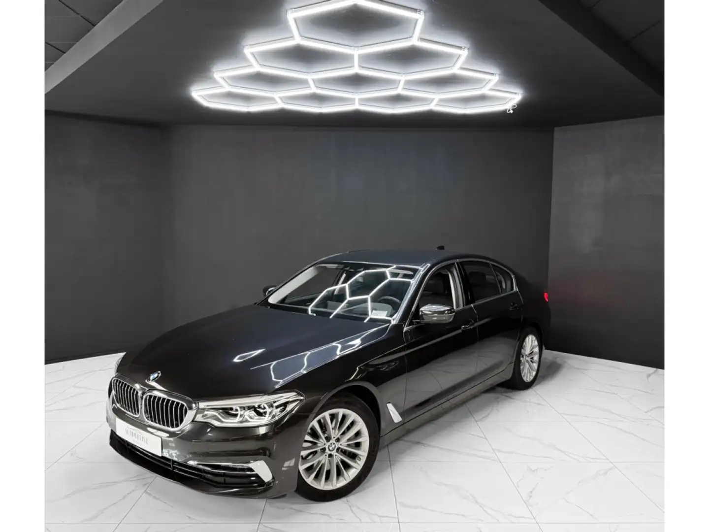 BMW 540 i xDrive Luxury Line Gris - 1