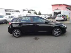 Hyundai i30 Select Mild Hybrid+Automatik+Navi+SHZ+Kamera+Tempomat+Alwetter+Tüv NEU+1.Hand