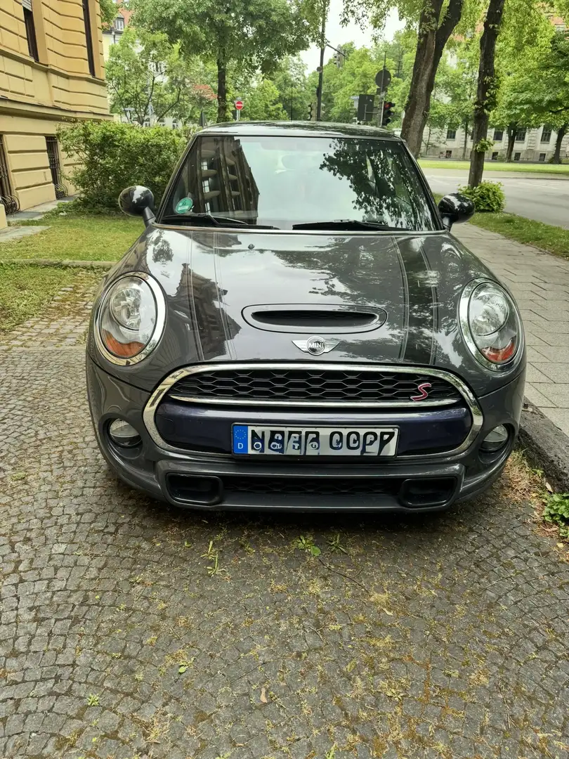 MINI Cooper S - 1