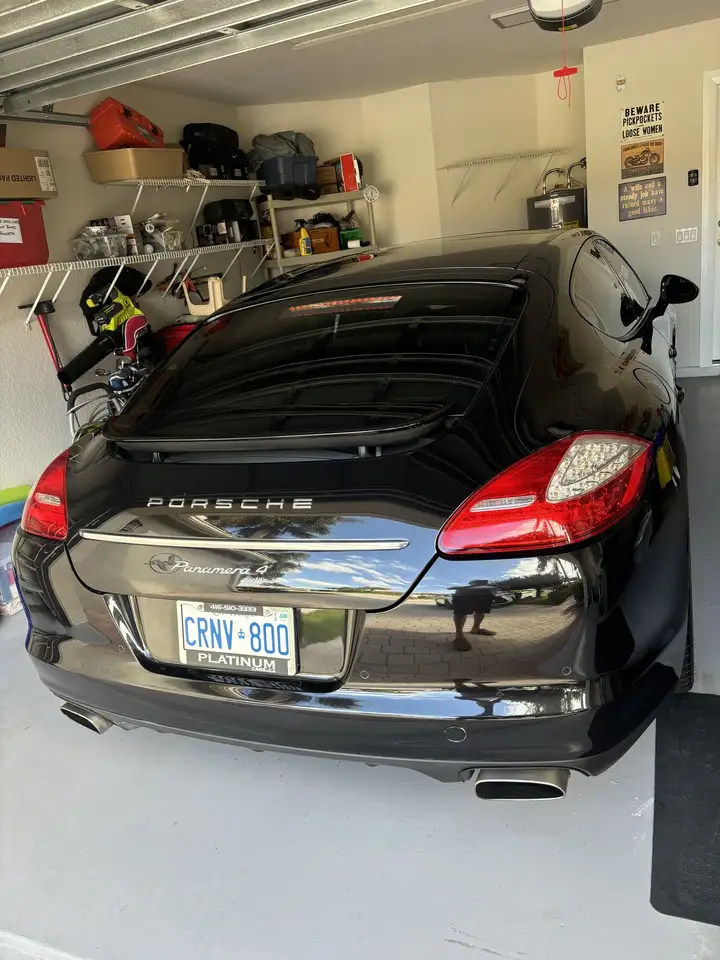 Porsche Panamera снимка Porsche Panamera
