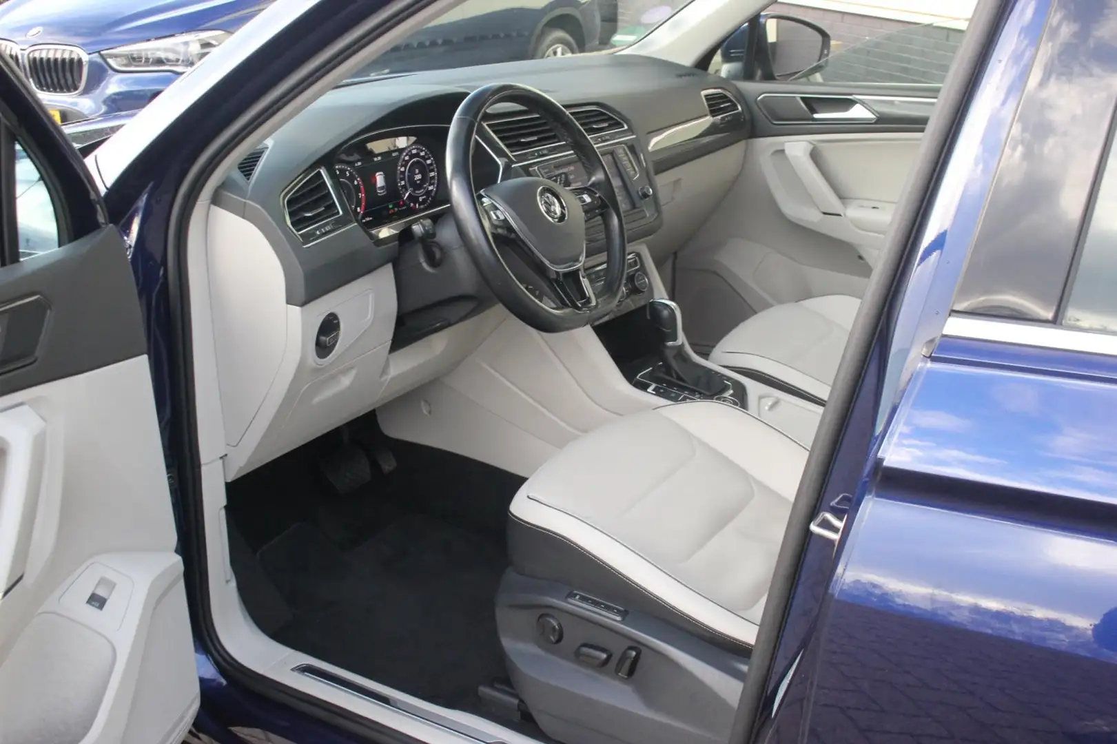 Volkswagen Tiguan 1.4 TSI 4Motion Highline | Trekhaak | Bleu - 2