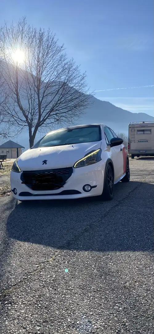 Peugeot 208 3p 1.6 thp 16v Gti 200cv - 1