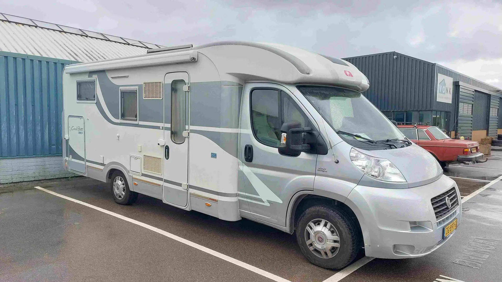 Fiat Ducato Camper Adriatic Coral Silverline S 690 SP Zilver - 2