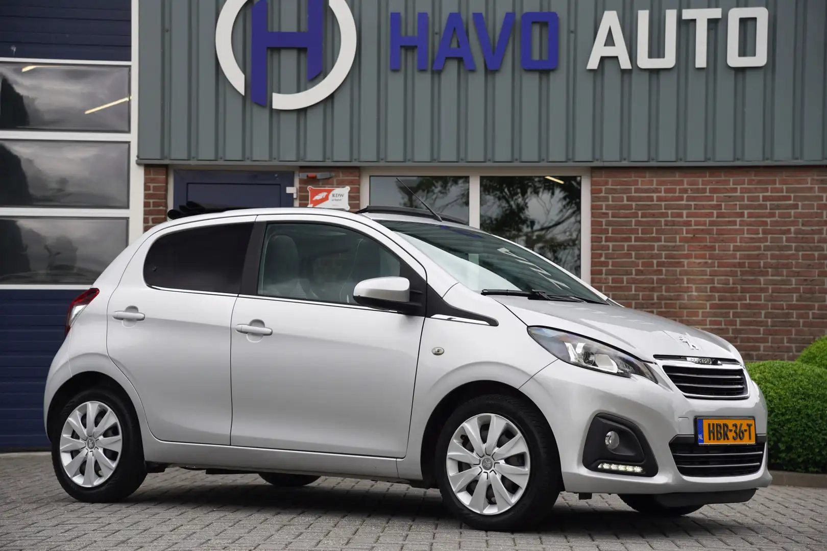 Peugeot 108 1.2 Puretech Allure, Airco, Bluetooth, Cabriolet Gris - 1