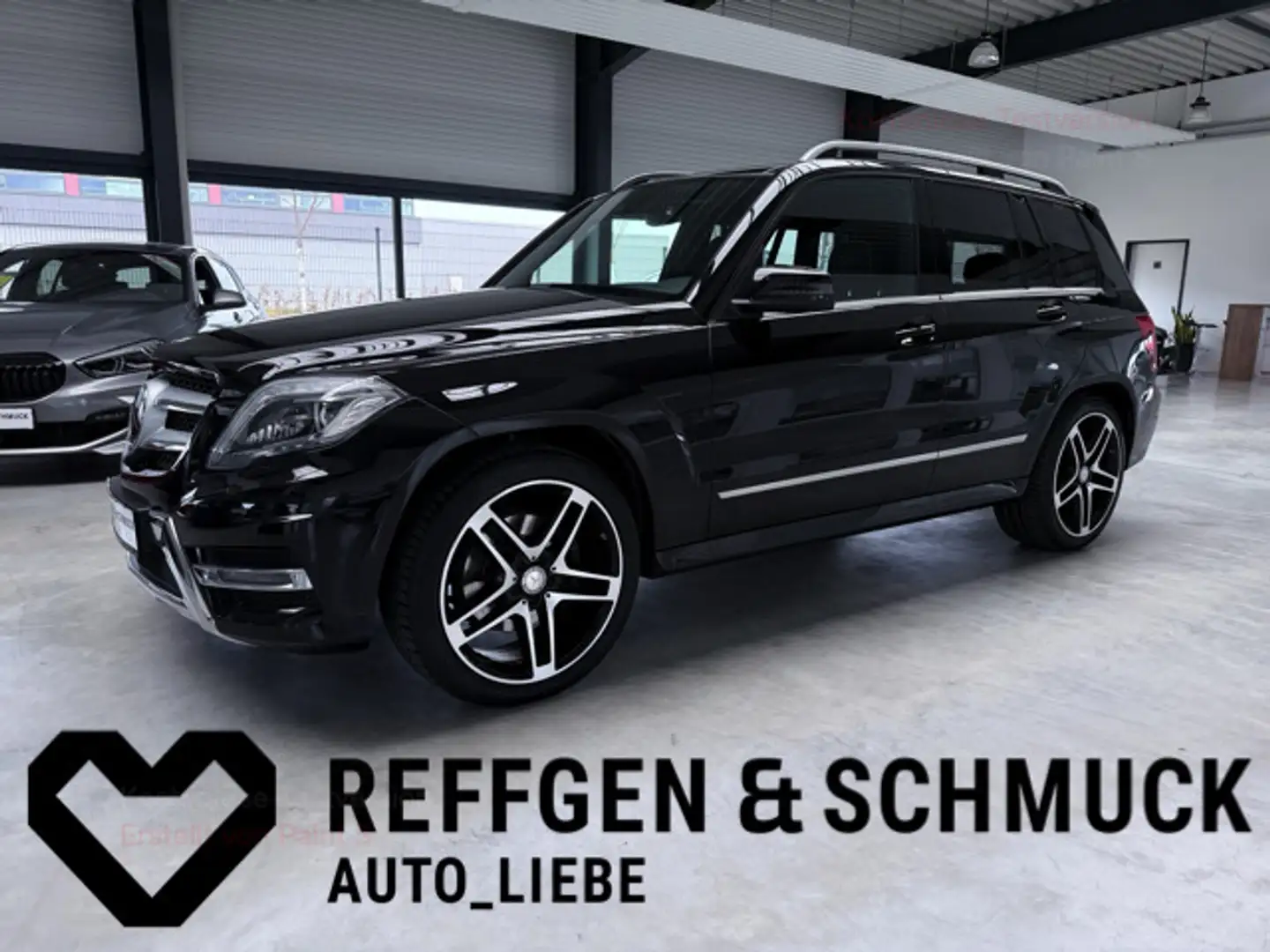 Mercedes-Benz GLK 220 AMG AUTOMAT+NAVI+LEDER+PANO+XENON+DISTR+ Schwarz - 1
