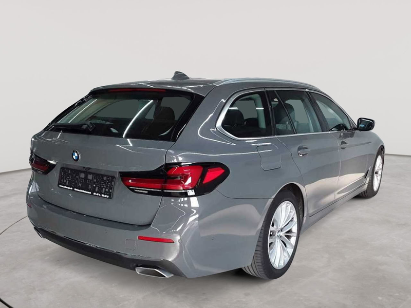 BMW 530 530i xDrive Touring Aut. Luxury Line AHK KAM — photo 4