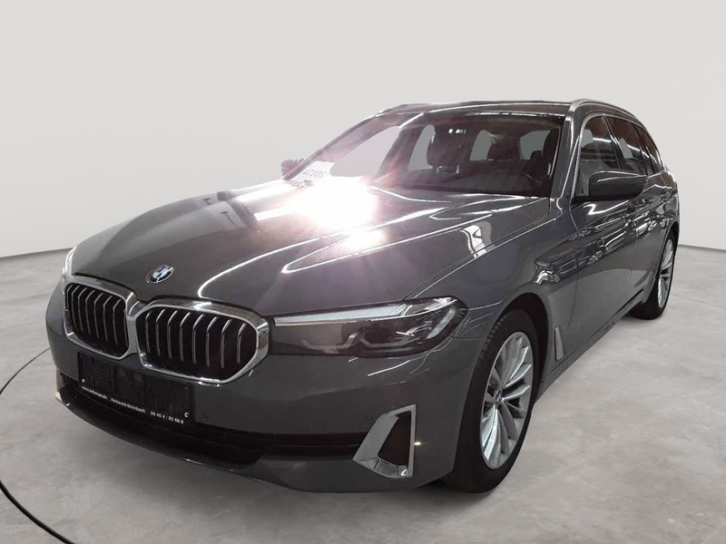 BMW 530 530i xDrive Touring Aut. Luxury Line AHK KAM — photo 2
