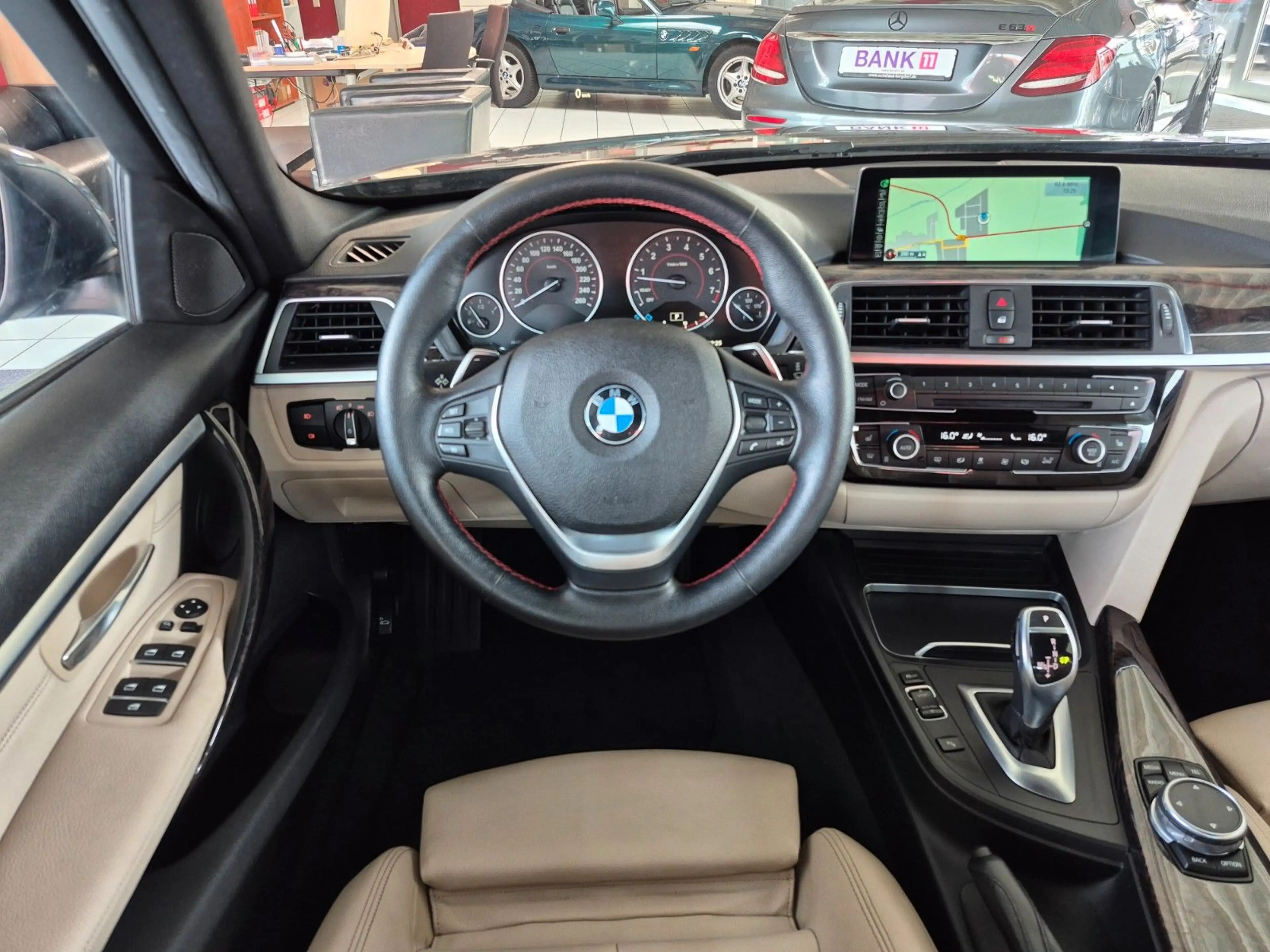 BMW 328 i xDrive Touring Sport Line Leder Navi Kamera — photo 10