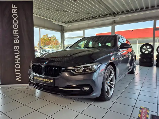 BMW 328 i xDrive Touring Sport Line Leder Navi Kamera