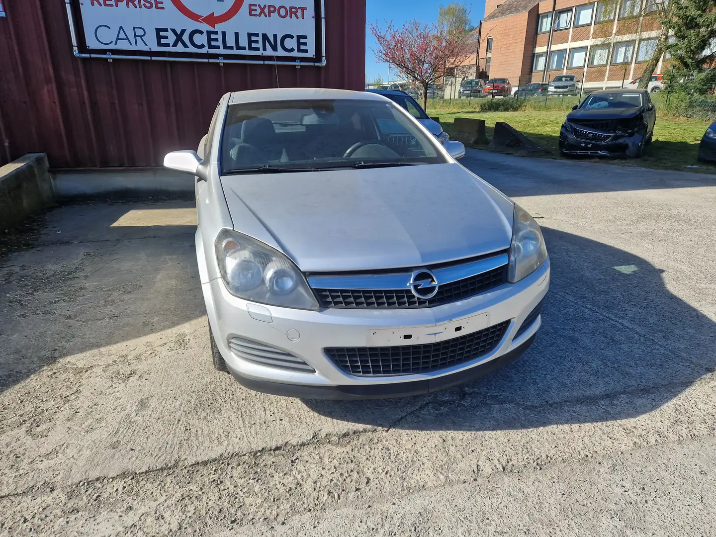 Opel Astra GTC 1.3 CDTi Sport Gris - 2