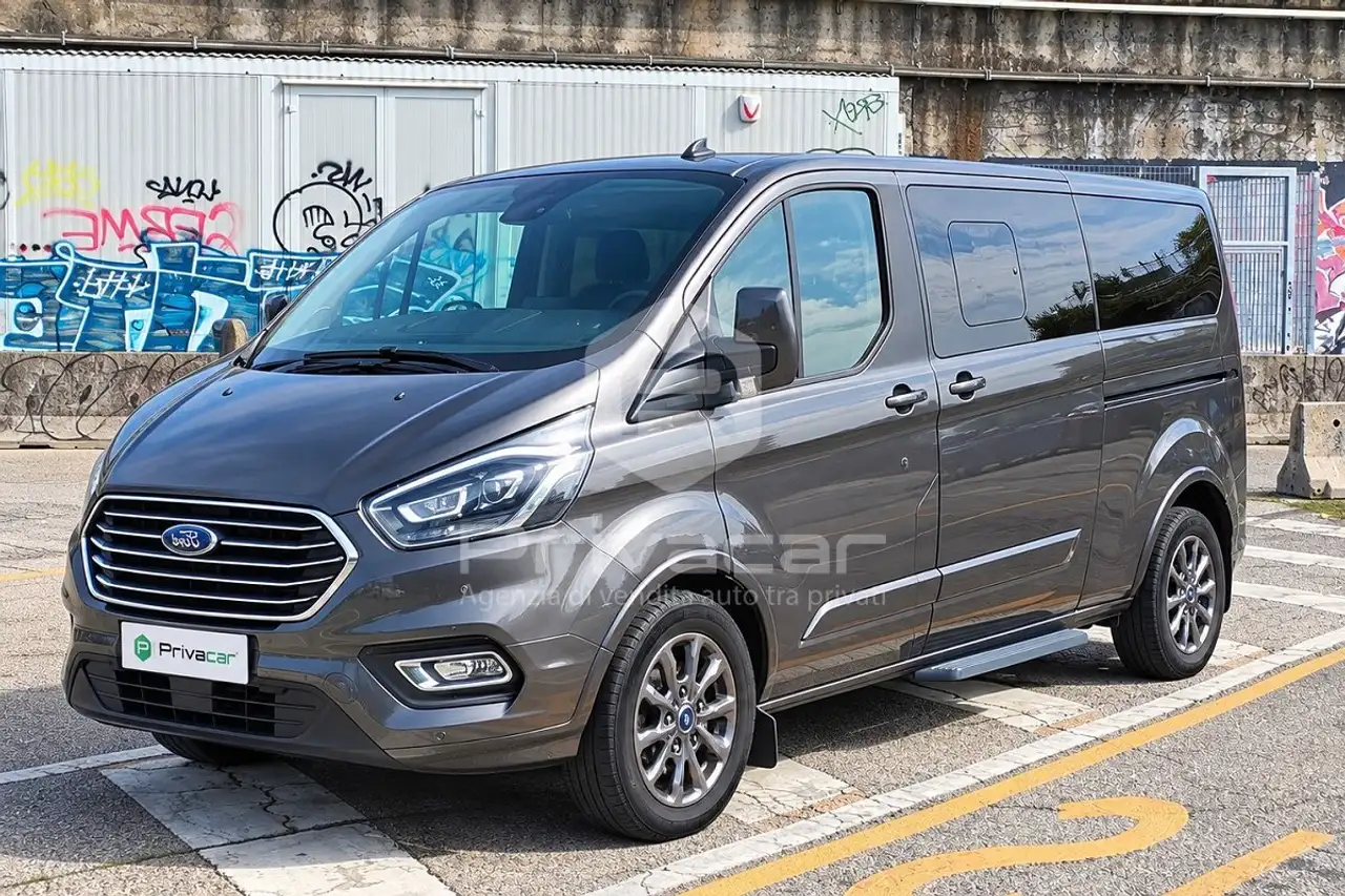 Ford Tourneo Custom