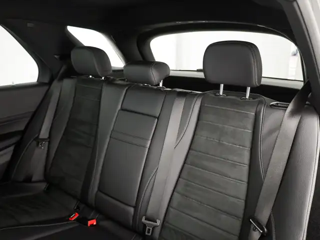 Mercedes-Benz Gle view 11