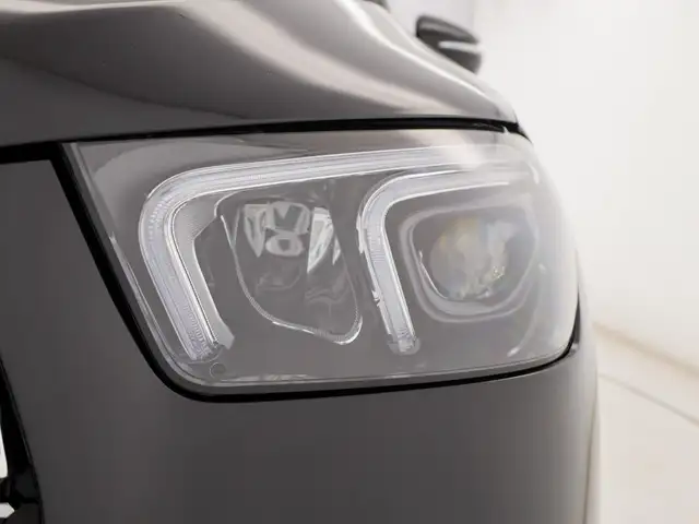 Mercedes-Benz Gle view 8