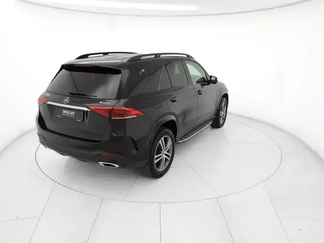Mercedes-Benz Gle view 3