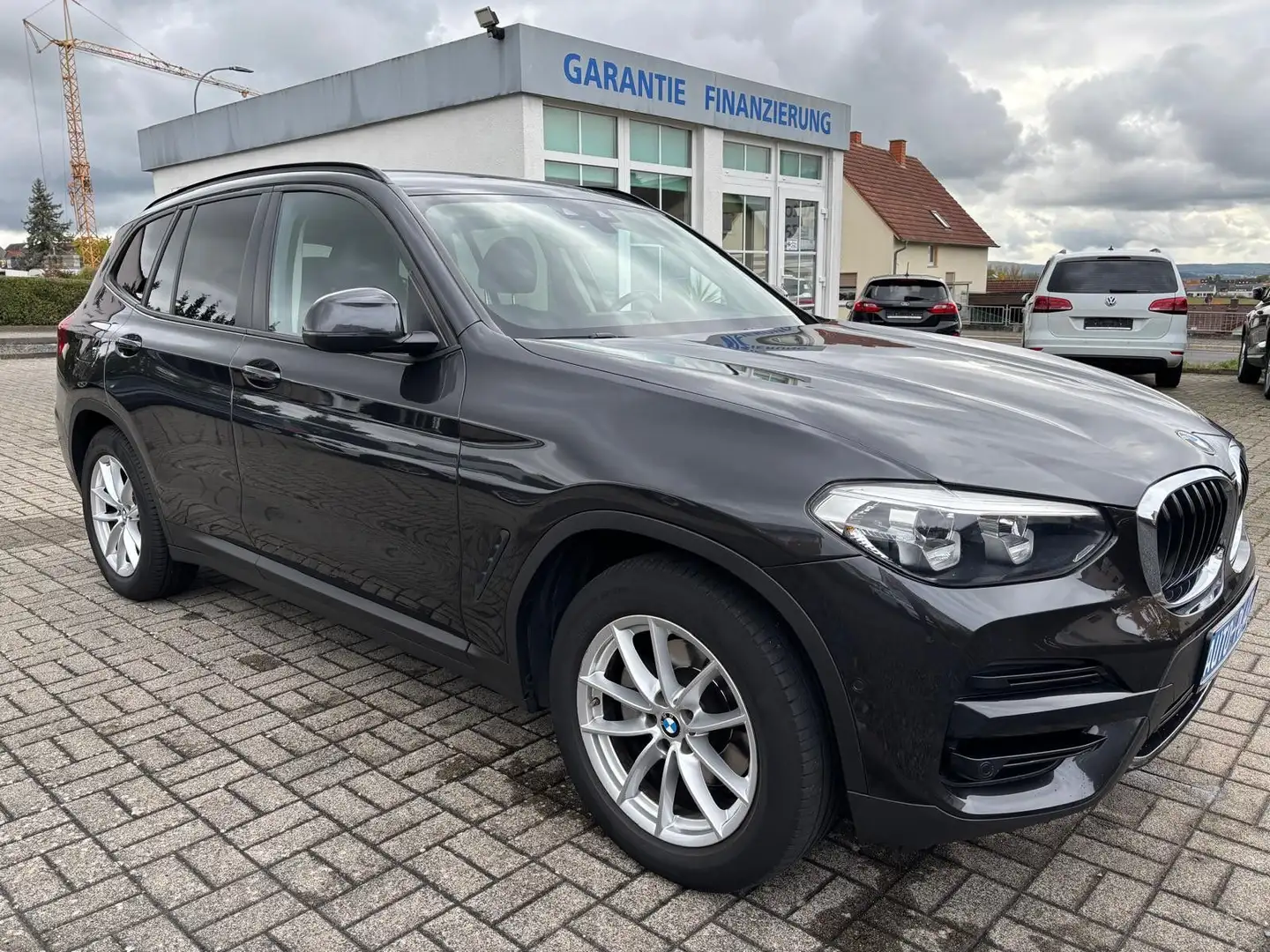 BMW X3 xDrive 20 i LED Navi-Prof Leder SH R-Kamera Grijs - 1