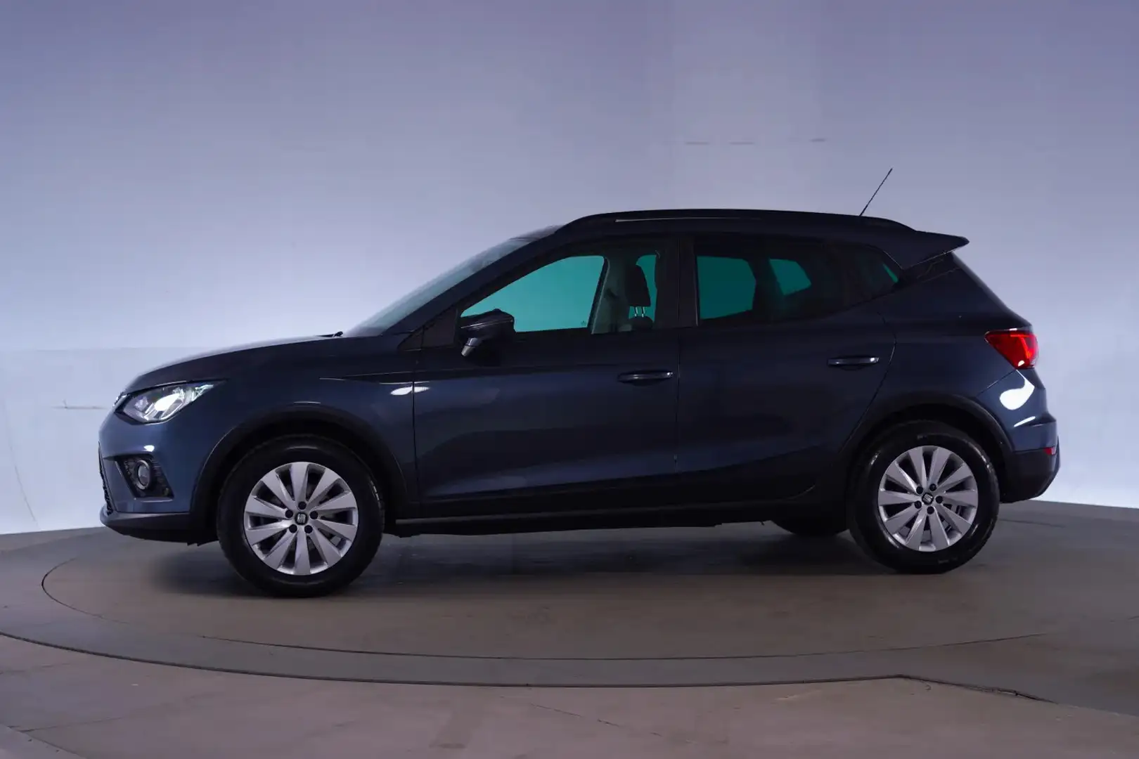 SEAT Arona 1.0 TSI Style Business Intense [ Navi Adapt.cruise Grau - 2