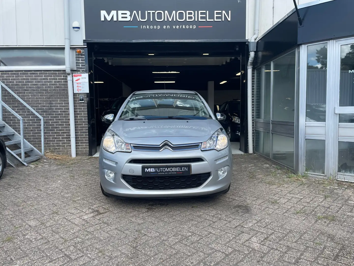 Citroen C3 1.0 VTi Collection/2e eigenaar/Apk/Airco/5 Deurs/N Grijs - 2