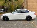 BMW 320 i LIM./1.HAND/AUTOMATIK/KLIMAAUTO/PDC//GEPFL Weiß - thumbnail 7