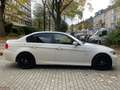 BMW 320 i LIM./1.HAND/AUTOMATIK/KLIMAAUTO/PDC//GEPFL Weiß - thumbnail 8