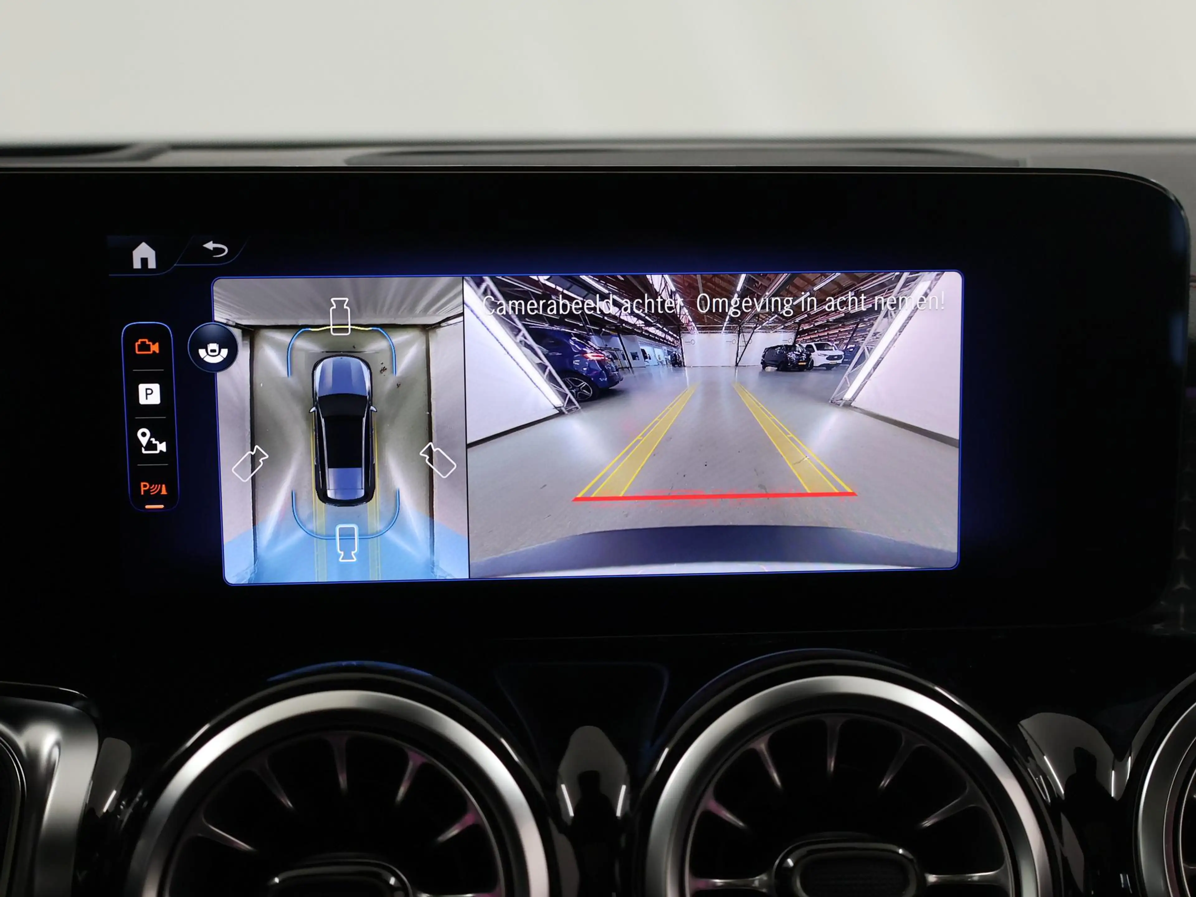 Mercedes-Benz EQB 250 250+ Business Solution AMG 71 kWh | Panoramaschuif — photo 13