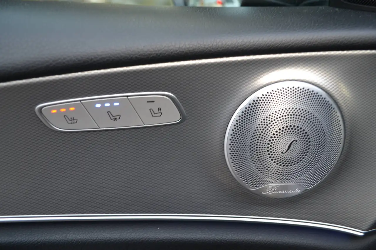 2018 Mercedes-Benz E 400 D 4Matic *TV*BURMESTER*HEAD-UP*LEDER*MULTI-LED*ACC*SITZKLIMA*STANDHEIZUNG*, photograph 12