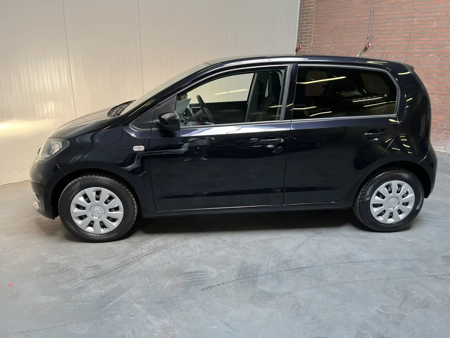 Skoda Citigo 1.0 Ambition Plus Sport / ZEER ZUINIG/ CRUISE CONT Zwart - 2