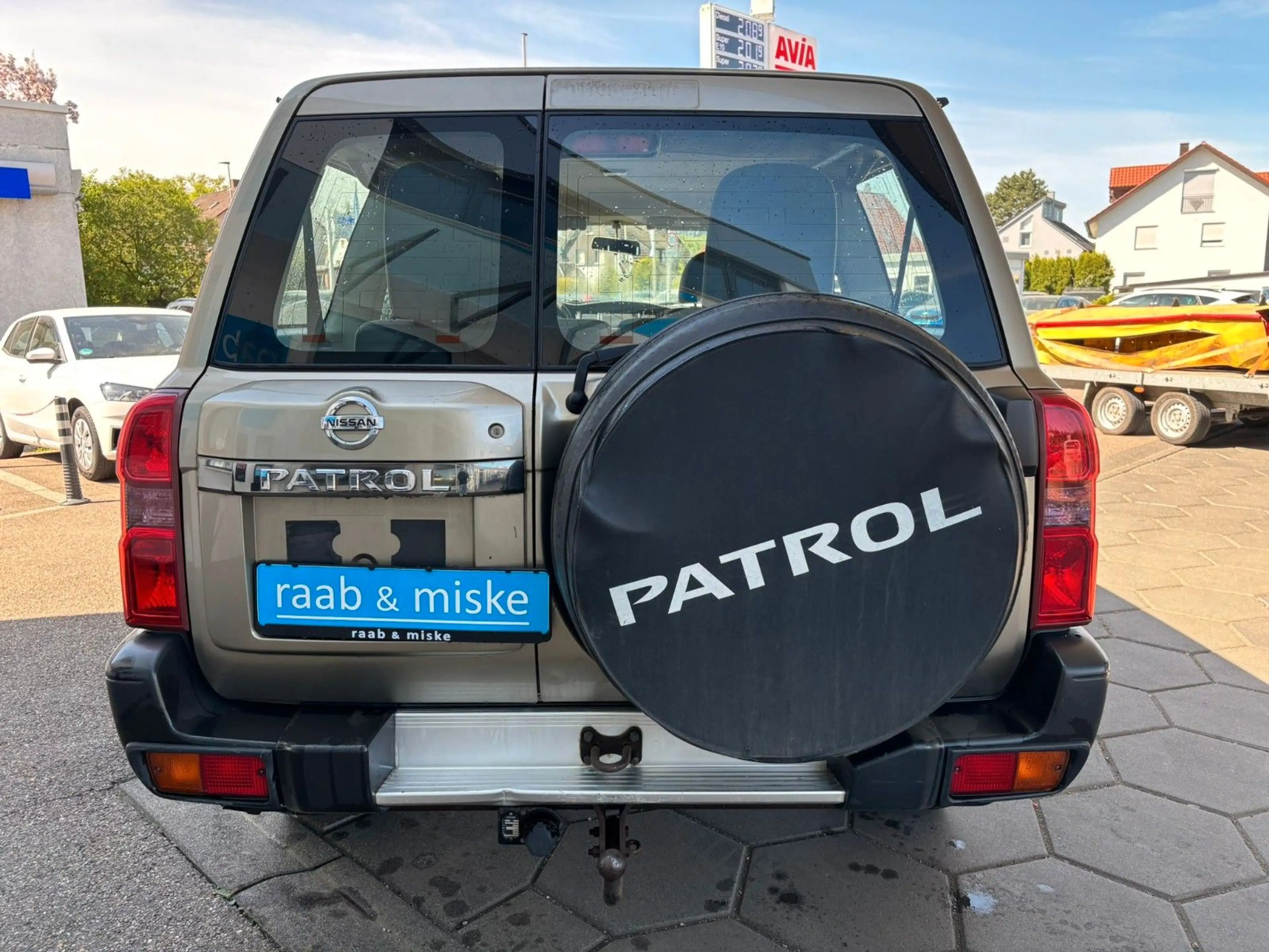 Nissan Patrol *7-Sitze/AHK/Klima* — photo 5