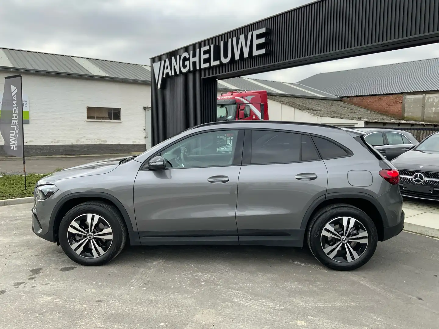 Mercedes-Benz GLA 200 d Urban-/Progressive-pakket Nightpakket Gris - 1