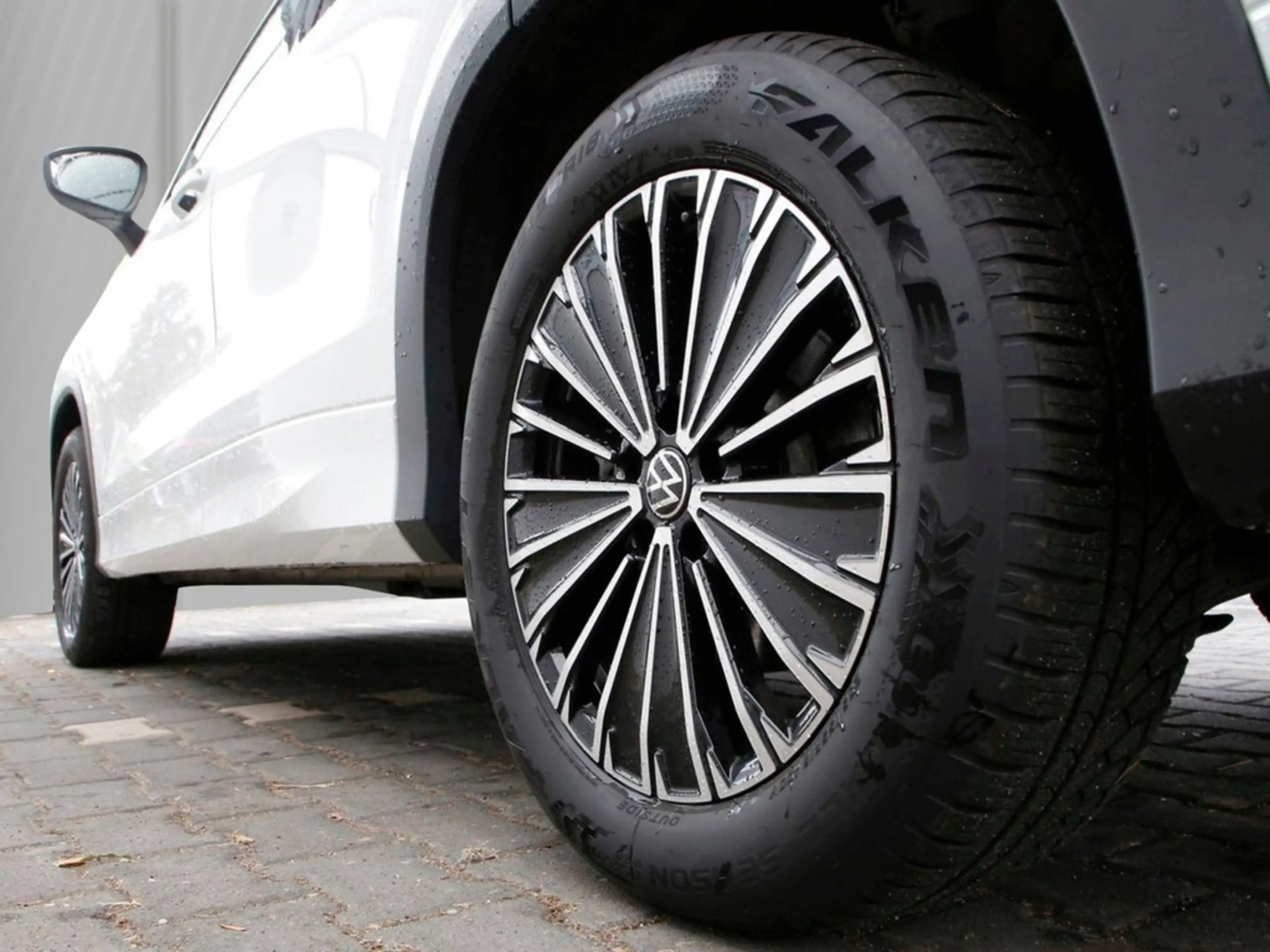Volkswagen Tayron 1.5 TSI DSG eHybrid Elegance 18" ACC AHK — photo 5