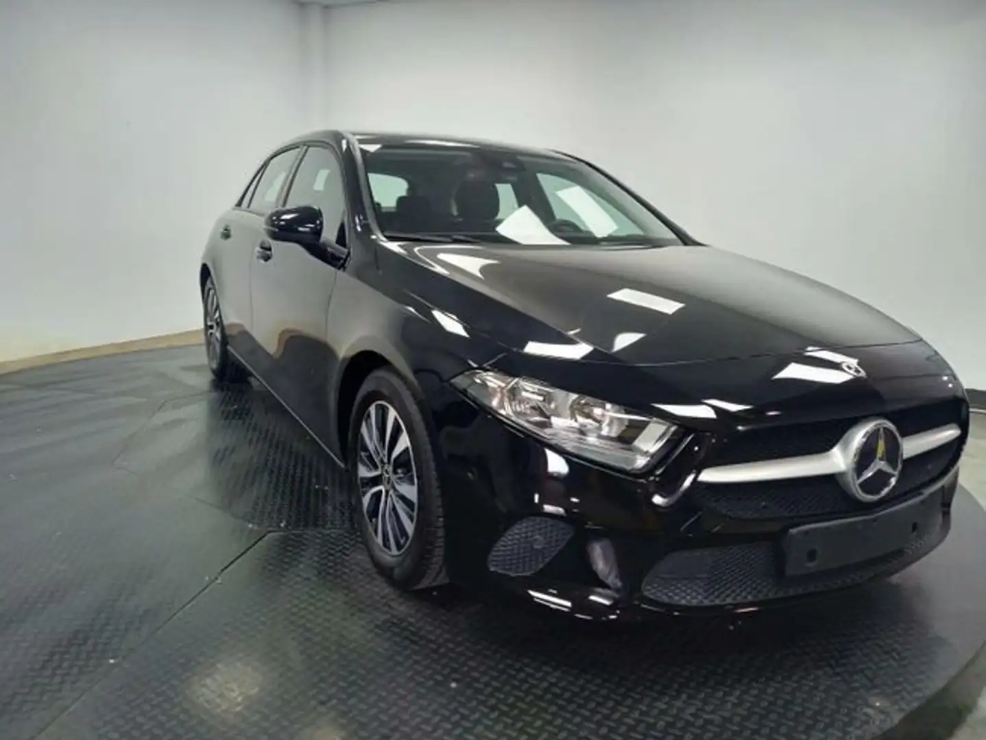 Mercedes-Benz A 160 Business Solution Negro - 2
