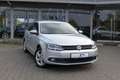 Volkswagen Jetta VI Comfortline  AHK PDC Silber - thumbnail 1