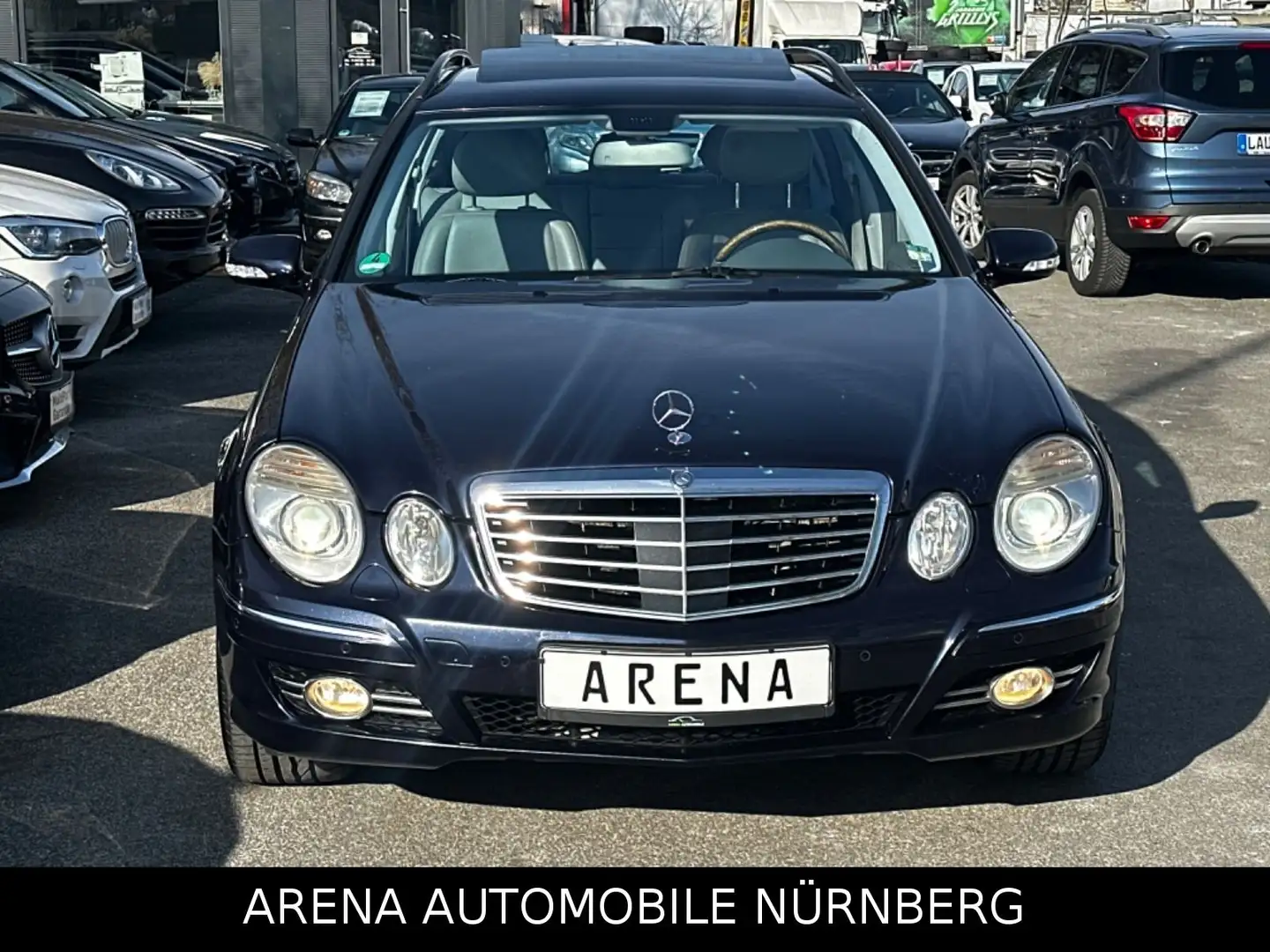 Mercedes-Benz E 500 E500 T Individual*Vollausstattung*7Sitzer*Glasd. Bleu - 2