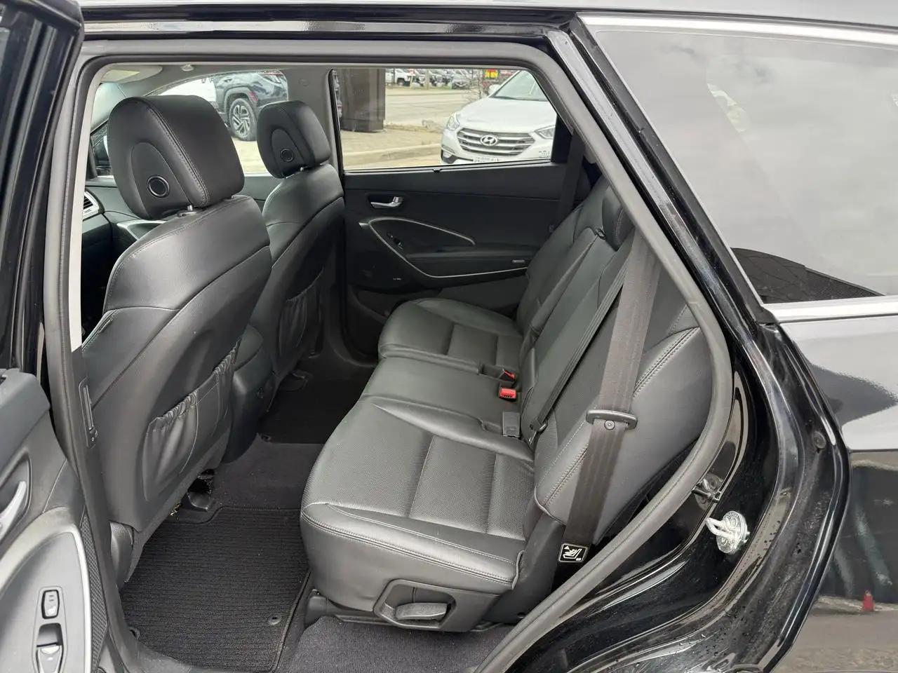 Hyundai SANTA FE снимка Hyundai SANTA FE