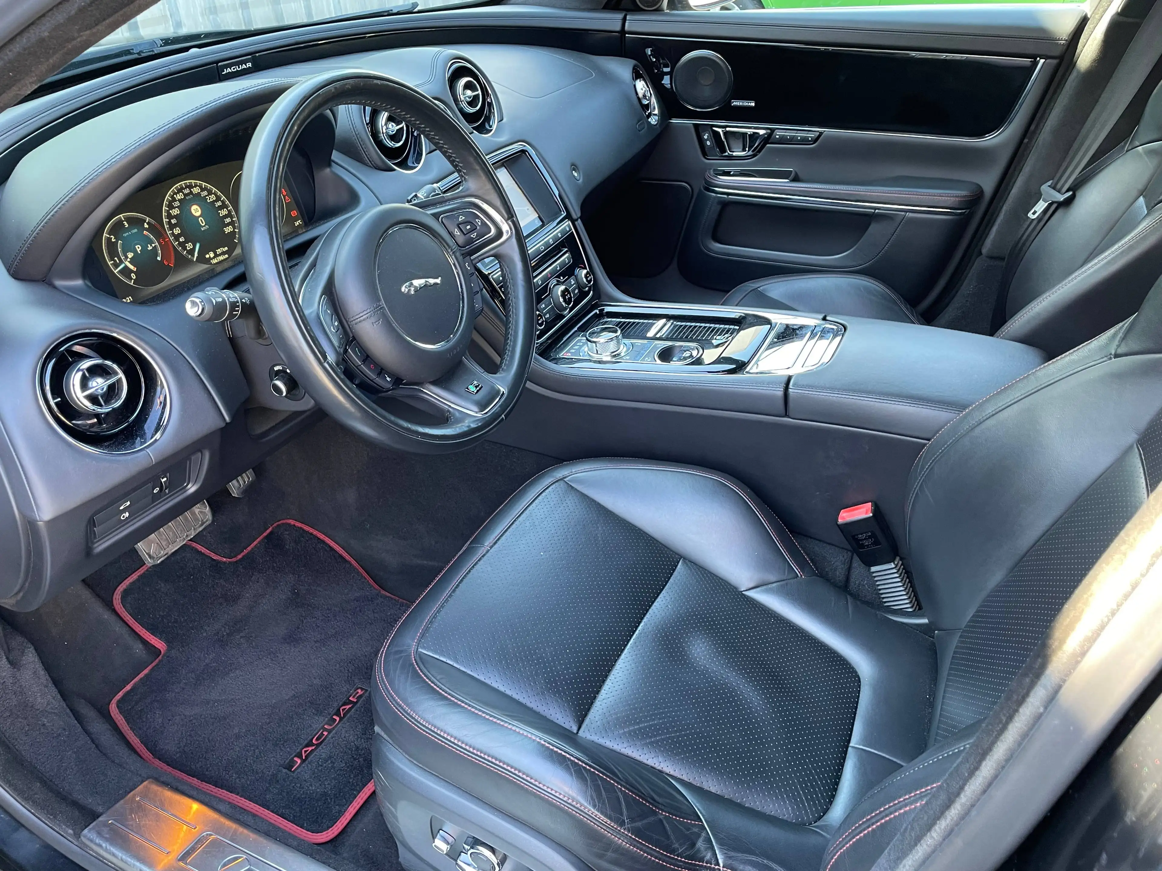 Jaguar XJ 3,0d Aut. R-Sport * 2.Besitz * Neue Bremsen, Zahnriemen... * — photo 10