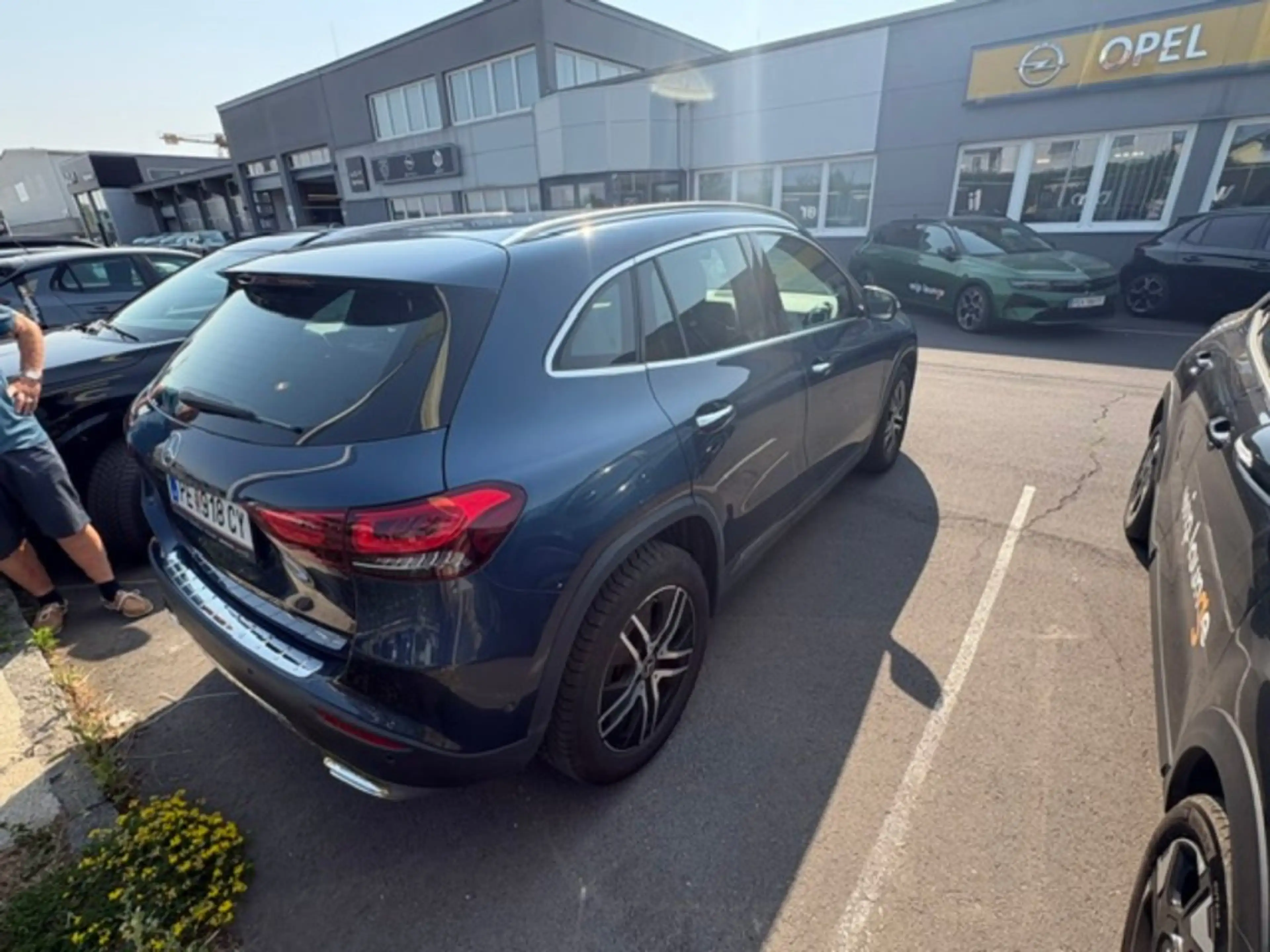 Mercedes-Benz GLA 180 d — photo 7