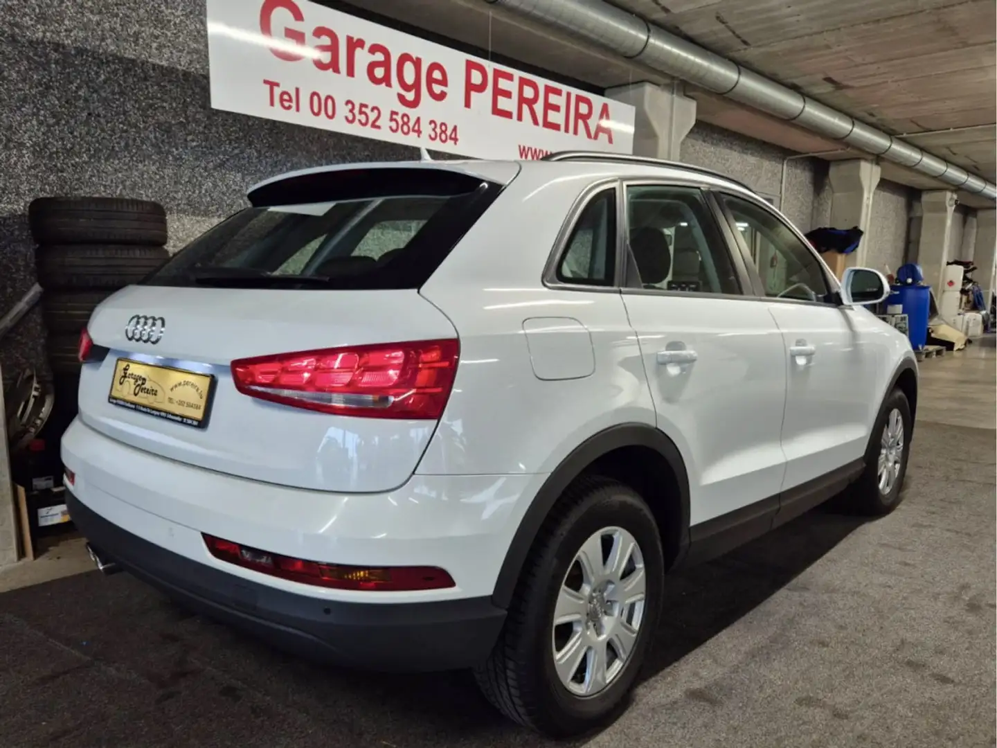Audi Q3 2.0 TDI 150 BI-XENON NAVI Weiß - 2