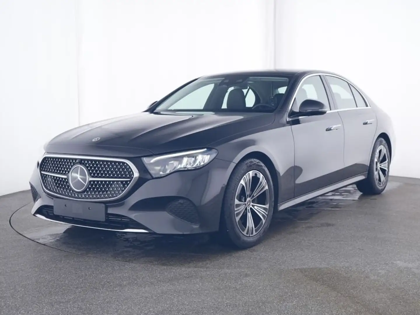 Mercedes-Benz E 200 AVANTGARDE+DISTRONIC+KEYLESS+MBUX+Navi-P Grau - 1