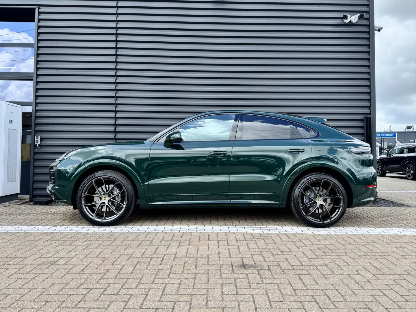 Porsche Cayenne E-Hybrid Coupé Platinum Edition Verde - 2