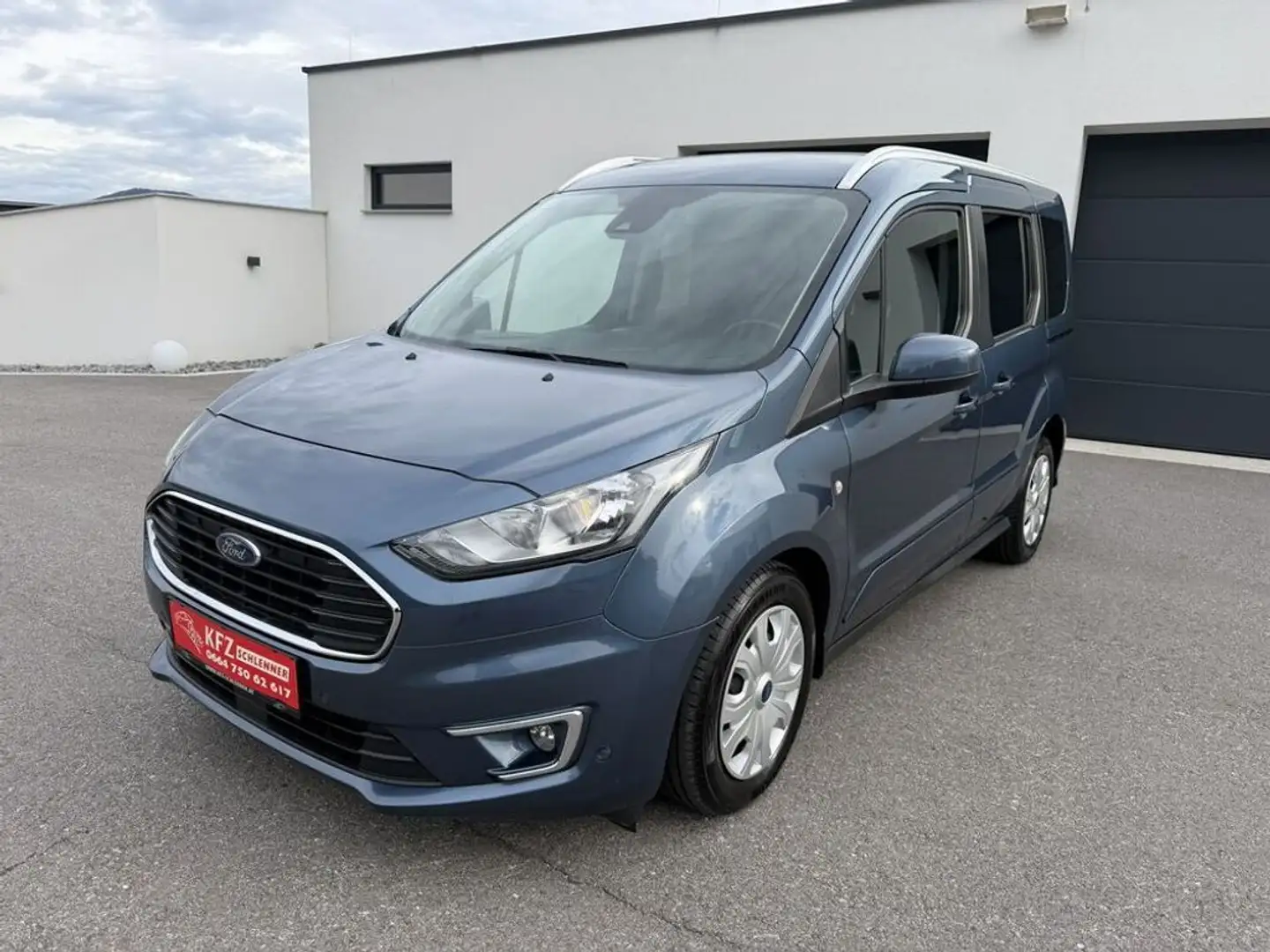 Ford Tourneo Connect Titanium/AHK Blau - 1