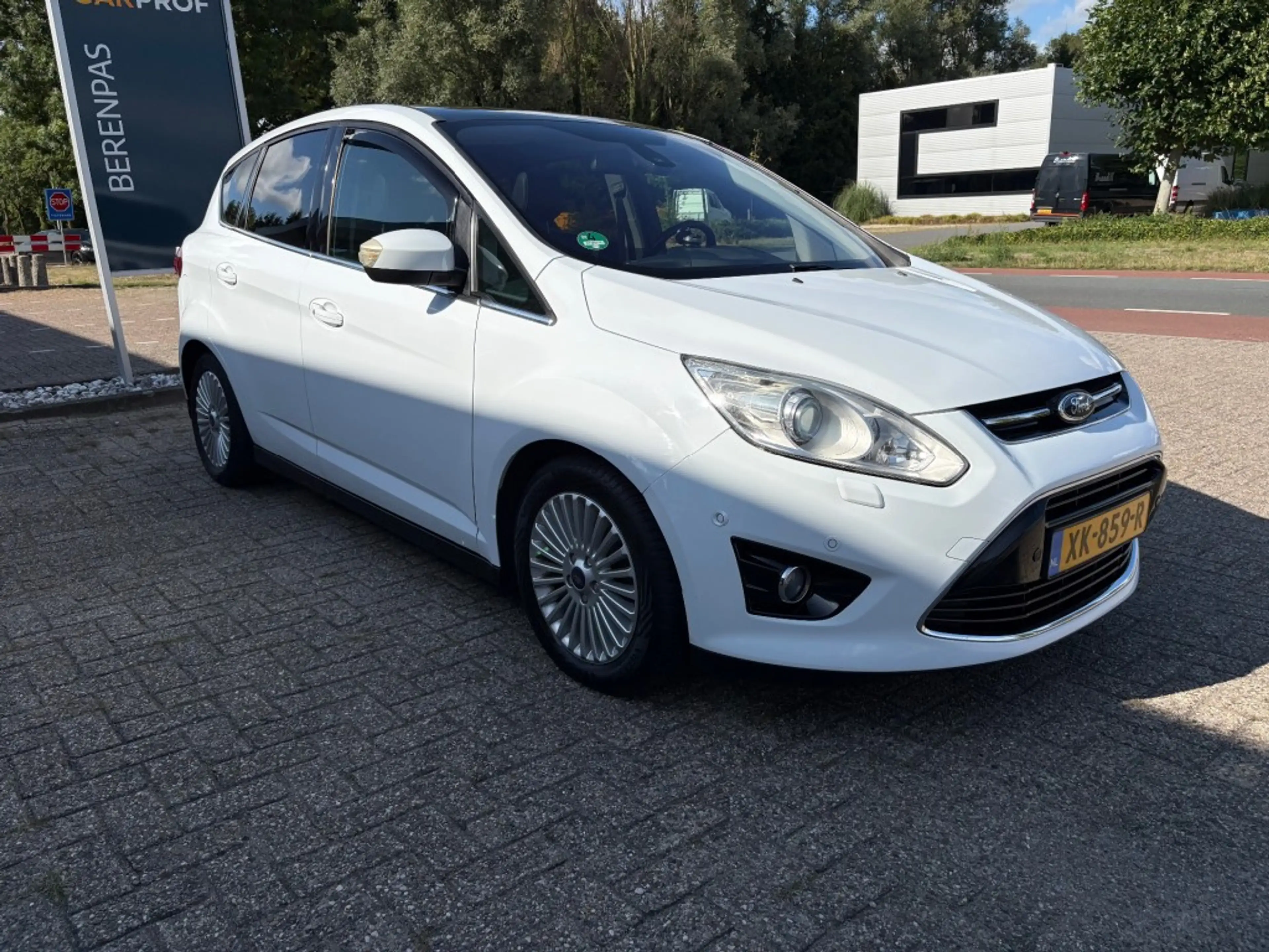 Ford C-Max 1.6 Titanium Panodak - Clima - Trekhaak - Leer — photo 3