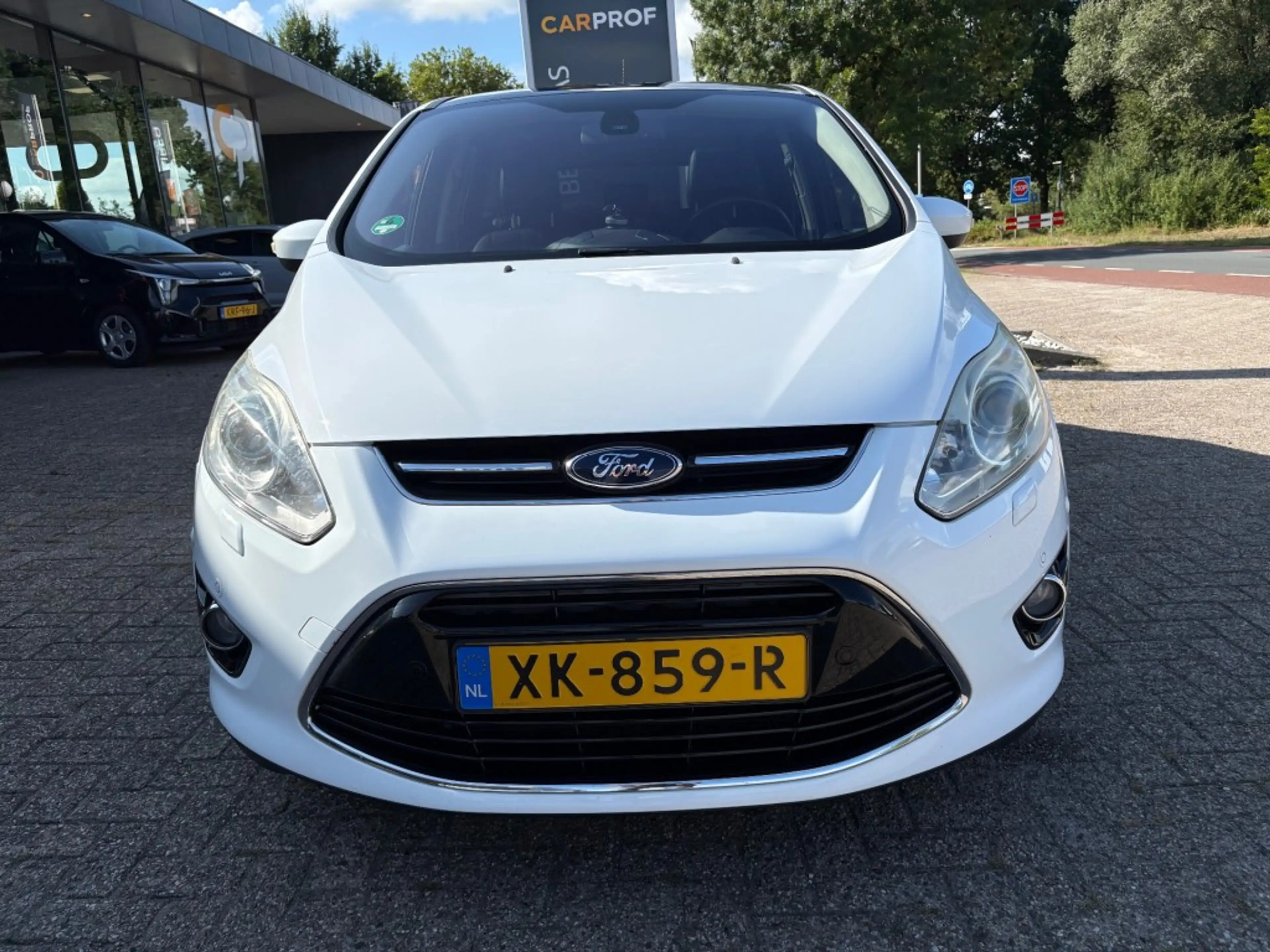 Ford C-Max 1.6 Titanium Panodak - Clima - Trekhaak - Leer — photo 2