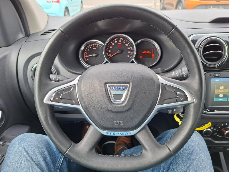 Dacia Lodgy Stepway*AHK*7-Sitzer*Kamera*Klima*Navi*Tempo — photo 9