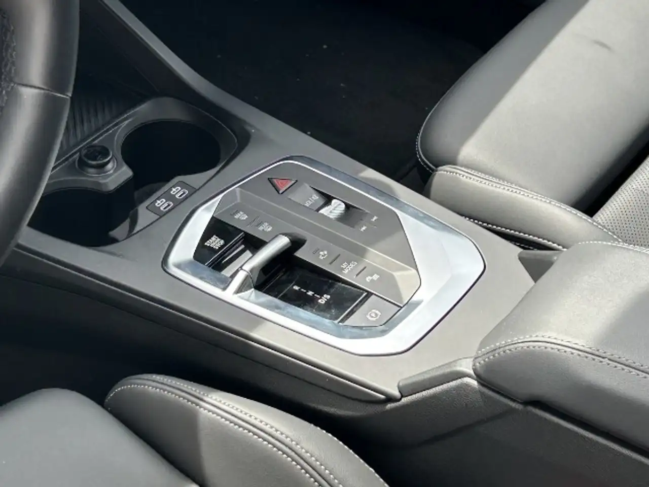 BMW 120 d M-Sport — photo 6