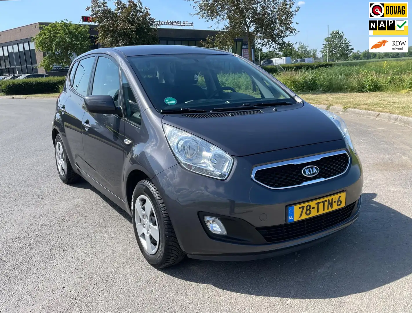Kia Venga 1.4 CVVT Plus Pack, Trekhaak, Cam, Navi, Cruise, A Gris - 1