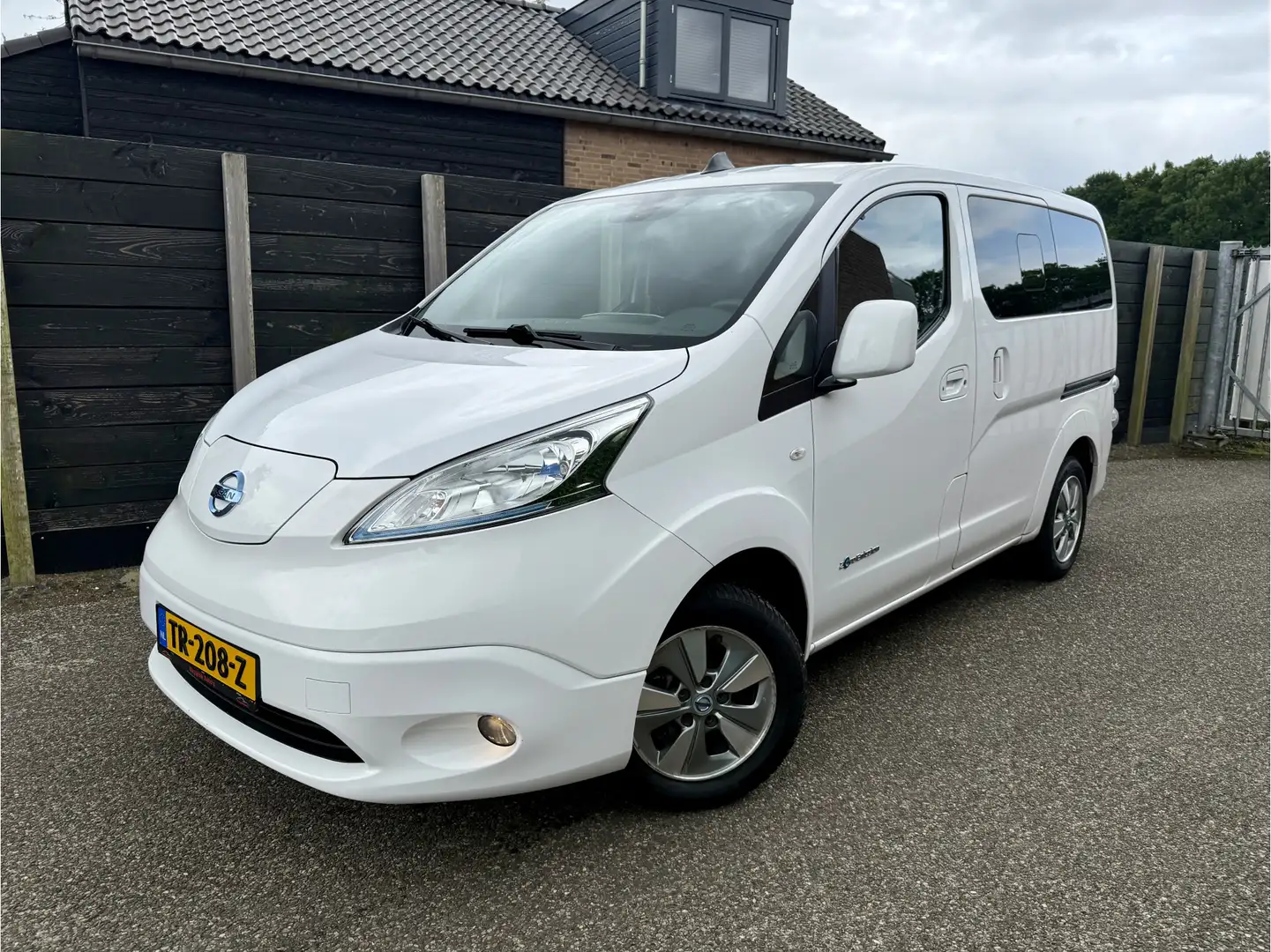 Nissan E-NV200 Evalia 40 kWh Connect Edition 7p 1e eigenaar, btw- Wit - 1