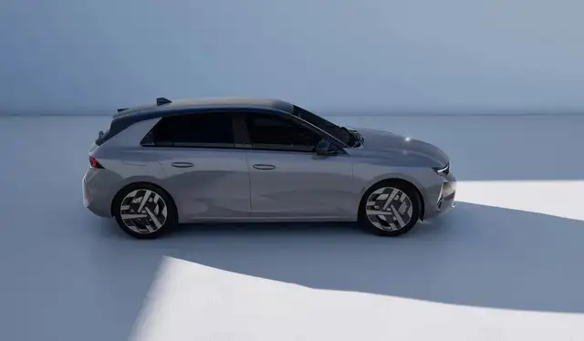 Opel Astra view 9