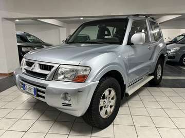 Pajero III 2000 3p 2.5 tdi GL 115cv